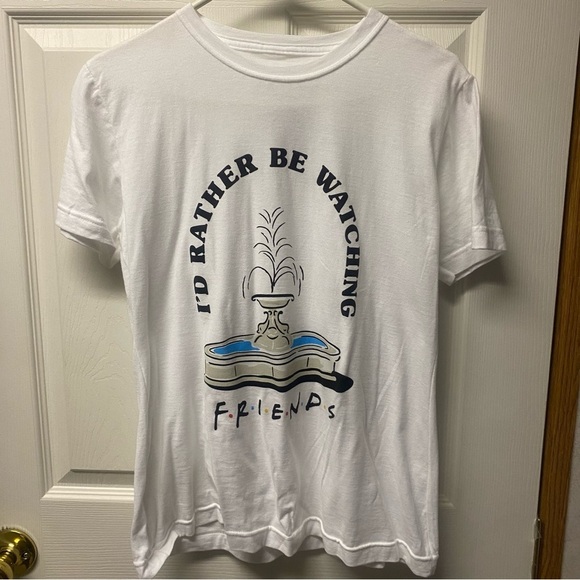 I’d Rather Be Watching Friends medium shirt - Picture 1 of 4